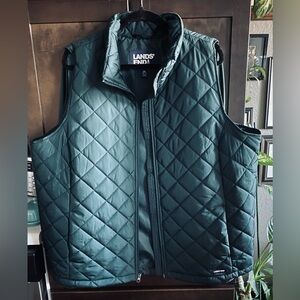 Lands End size 2X longer quilted vest.  Forest green.  NEW